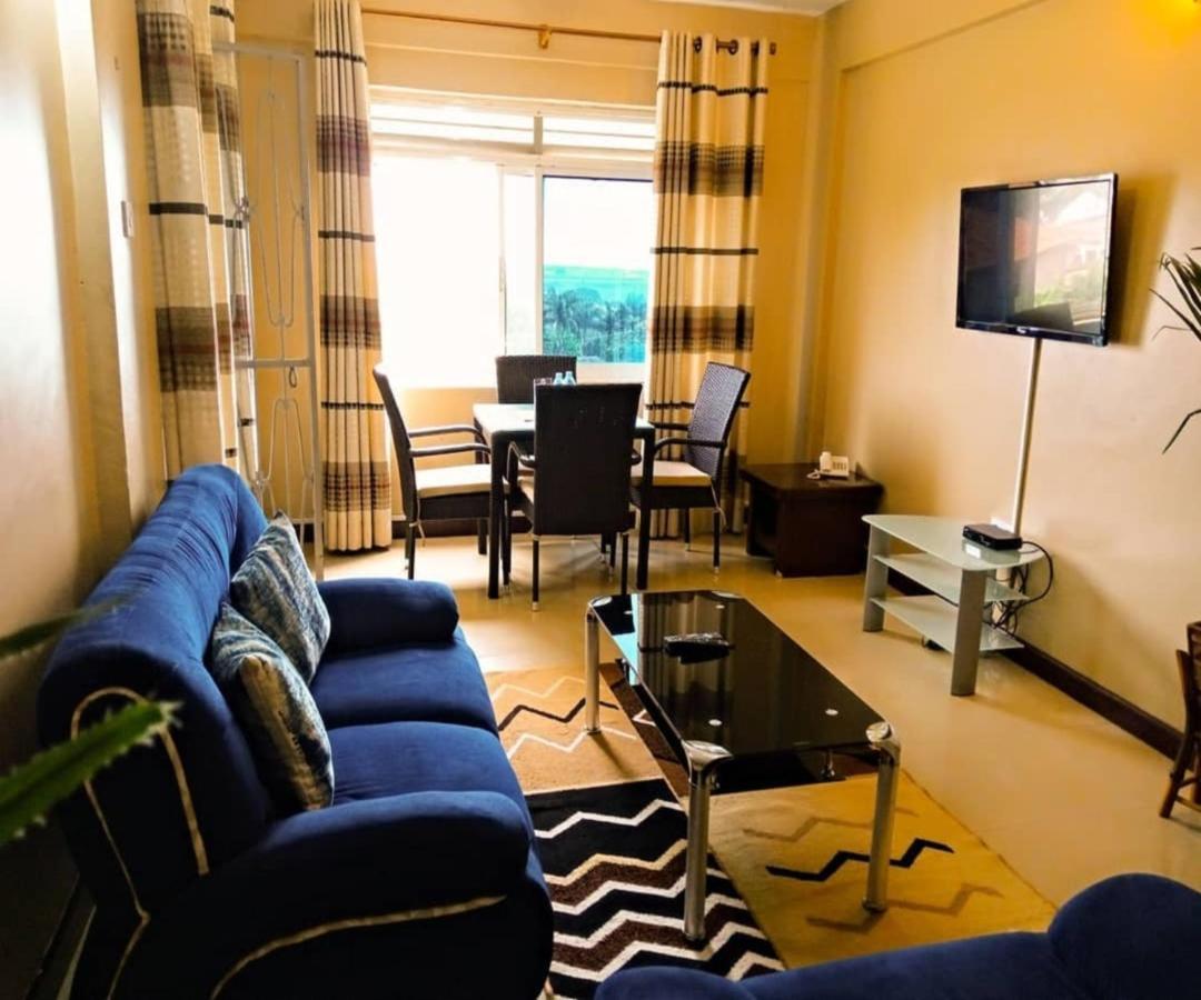 Karibu Bb Suites Entebbe Zewnętrze zdjęcie